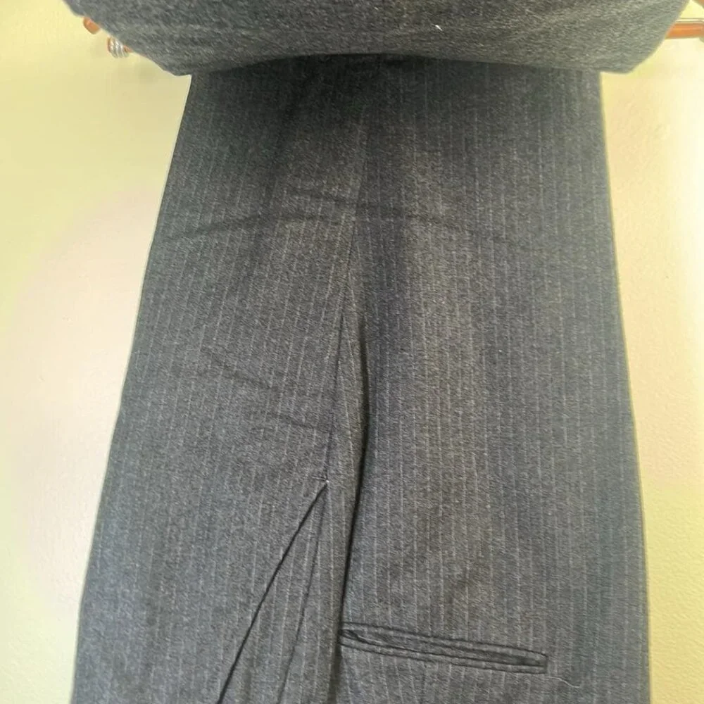 Pierre Cardin Wool Pinstripe‎ Men's 3 Piece Gray Vintage 70s Banker CEO MobBoss